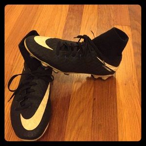 Jr. Hypervenom Phelon III Dynamic Fit Soccer Cleat